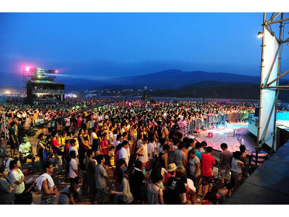 2014海洋音樂祭 受浣熊颱風影響延後一天舉行 