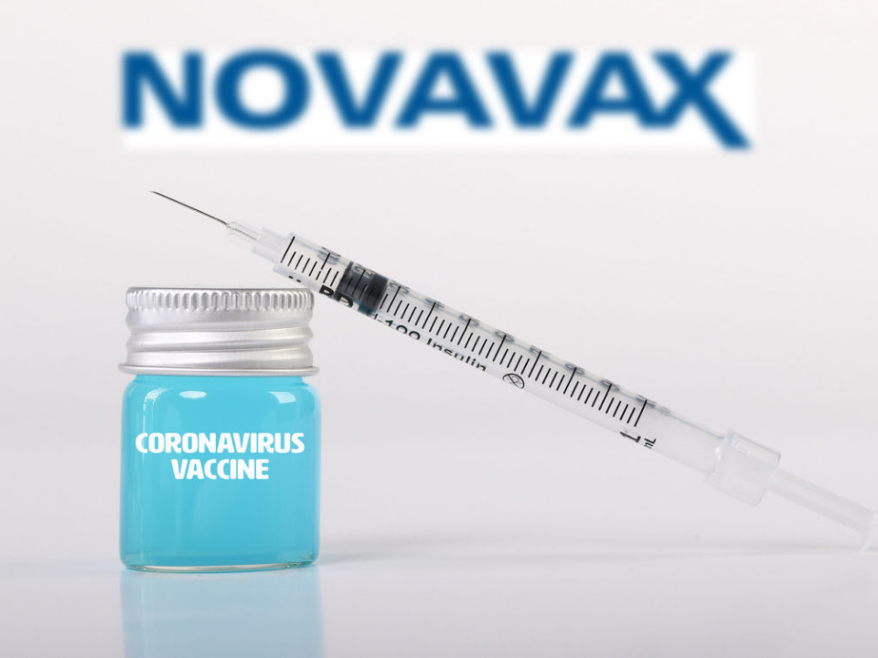 首批Novavax疫苗50.4萬劑抵台 7月7日開打