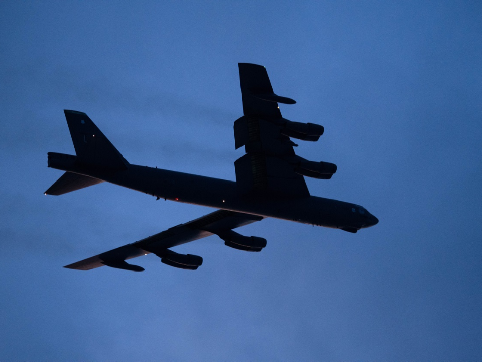 美B-52轟炸機進台北飛航區 專家：回應轟六繞台