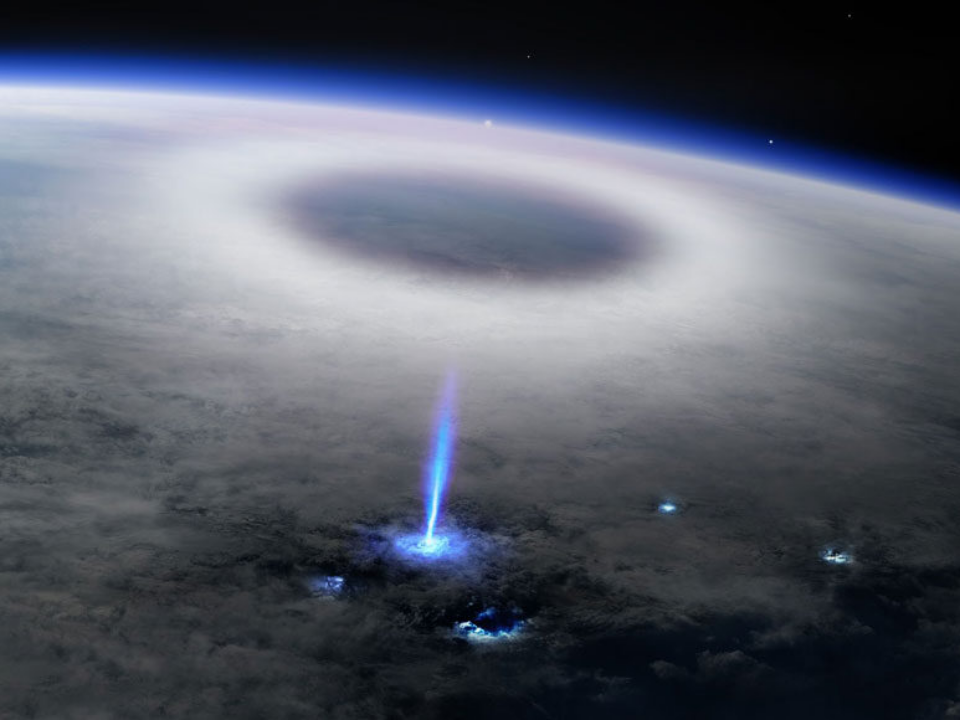 法籍太空人佩斯凱意外捕捉"藍色噴流" 