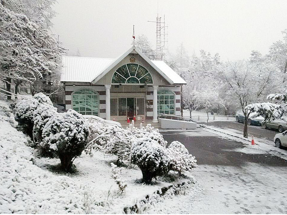 全台氣溫溜滑梯！　西大武山、雪山有望降雪